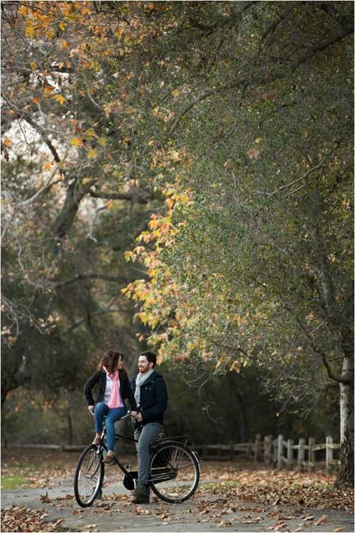 bike engagement picture ideas